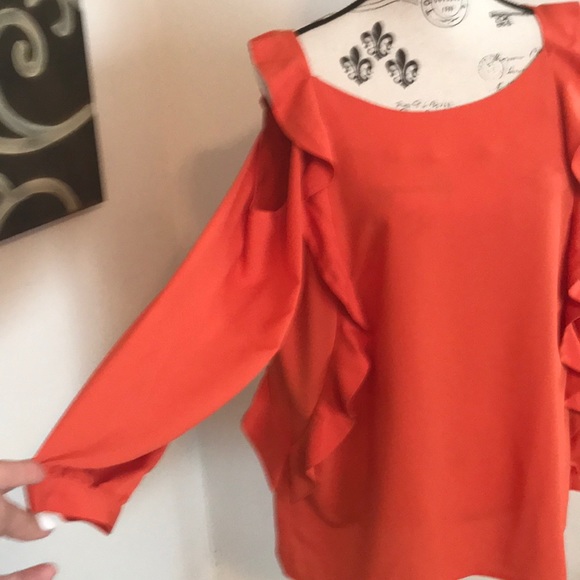 Chico’s Cold shoulder blouse - Picture 4 of 5